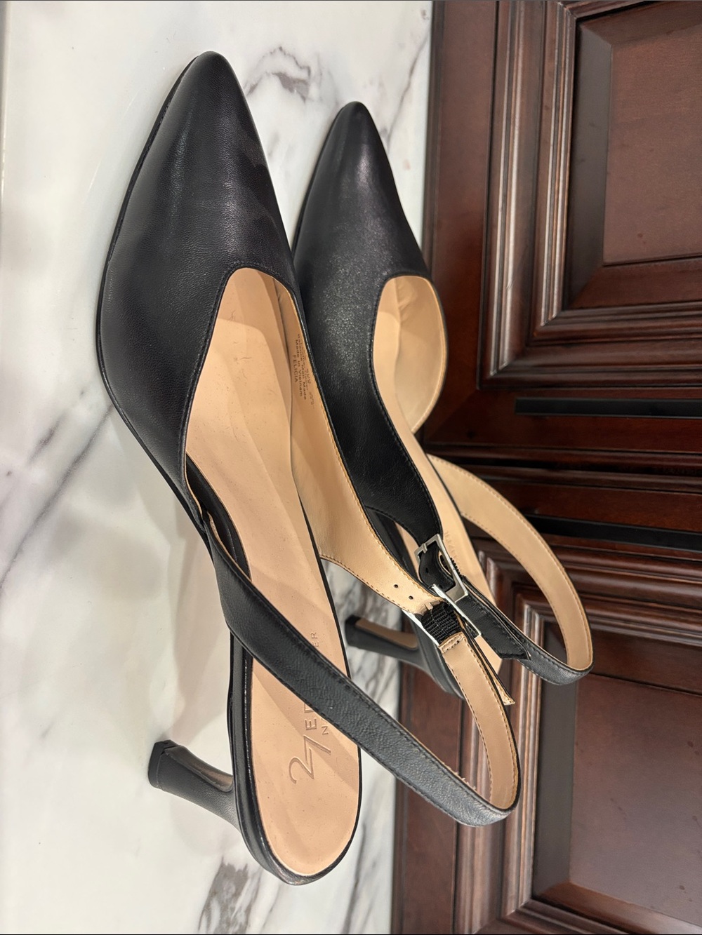 27 EDIT Black Pointed-Toe Slingback Mid Heels new without tags